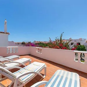 roulitos-guest-house.hotelaalgarve.com/